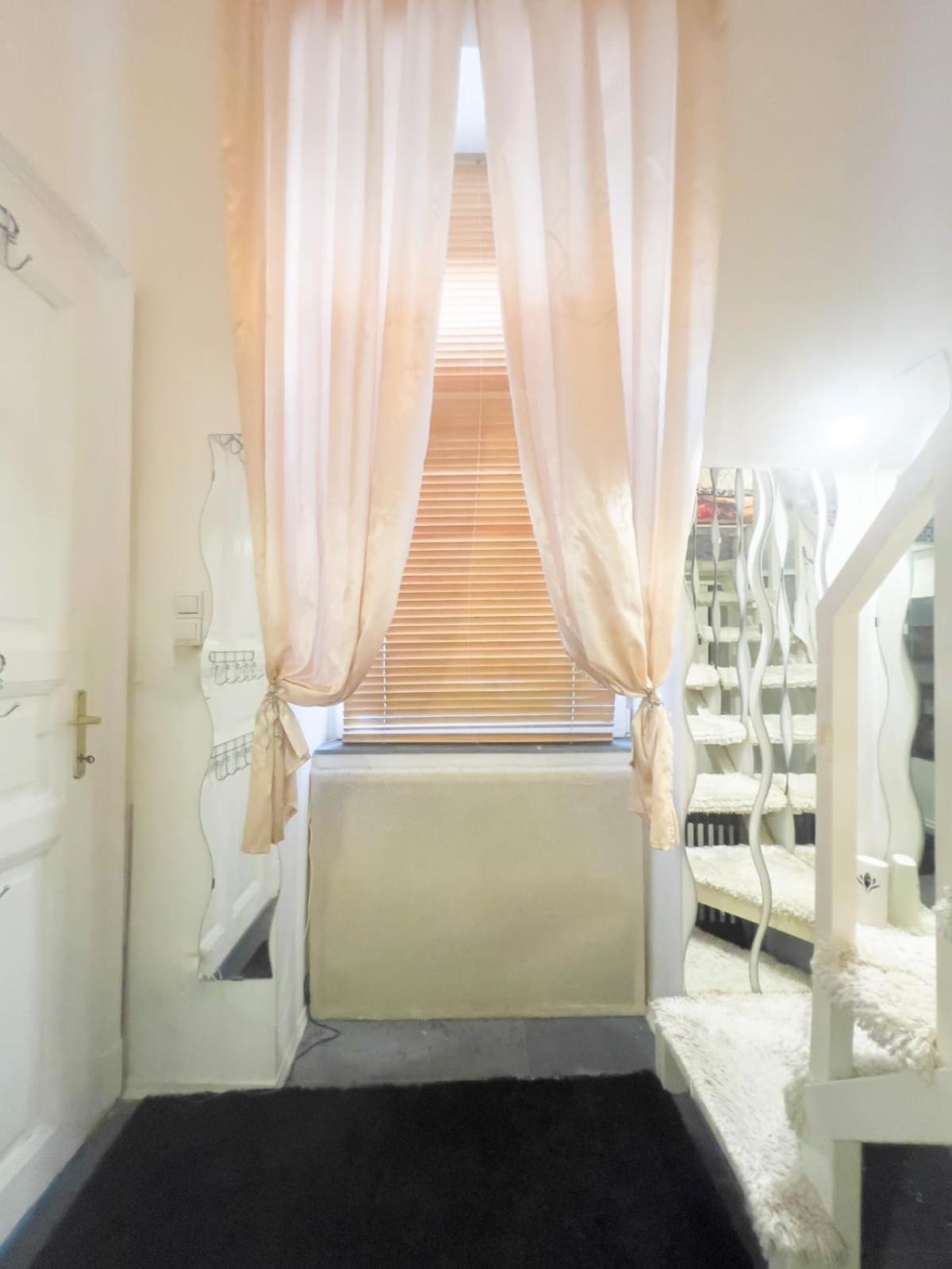 Akacfa Apartman *